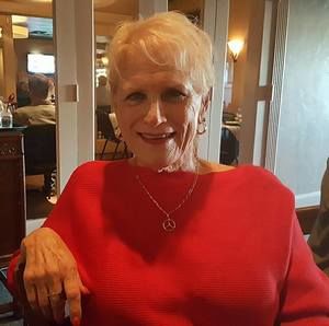 Meet your Posher, Evelyn schindler